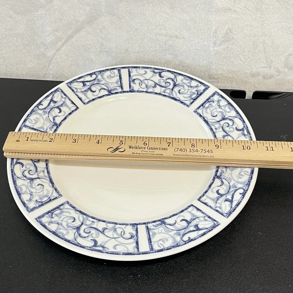 Oneida BRETON BLUE Stoneware Dinner Plate 1999 Width 10.5